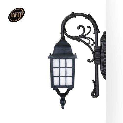 چراغ دیواری مشبک - کد : 5103